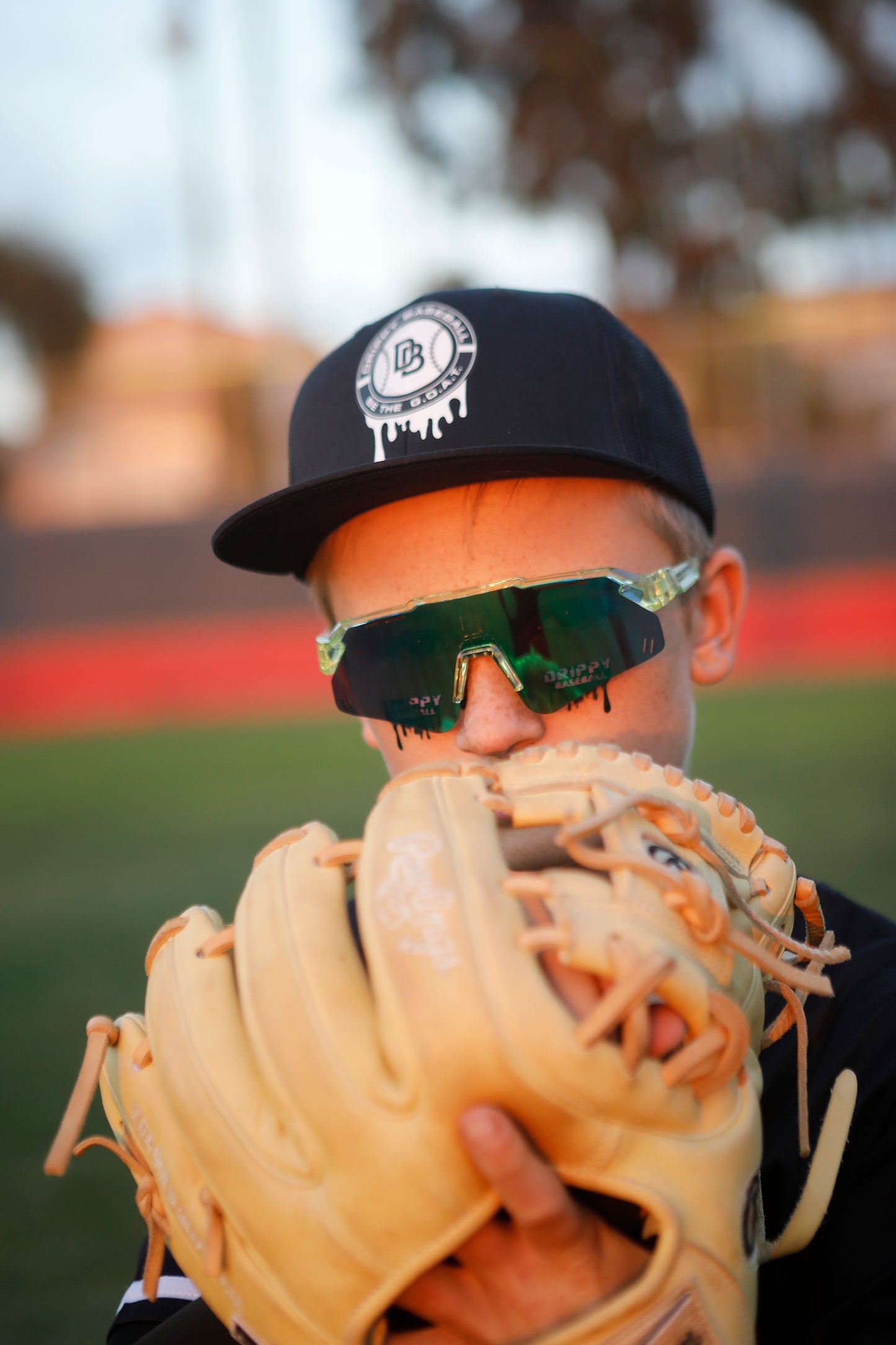 YOUTH- DRIPPY GLASSES