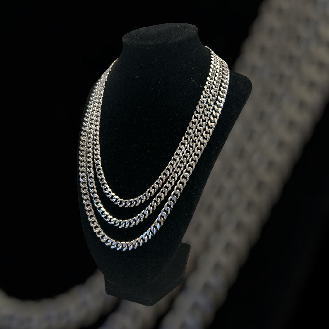 CUBAN LINK CHAINS