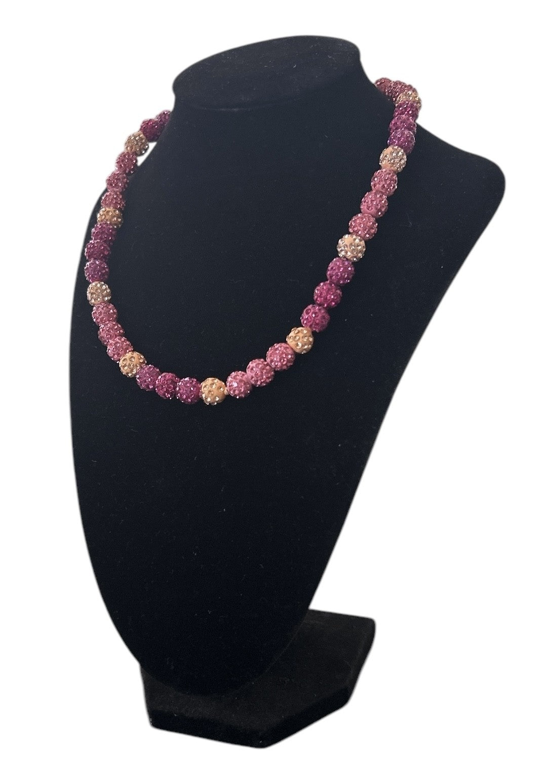 DRIPPY NECKLACES