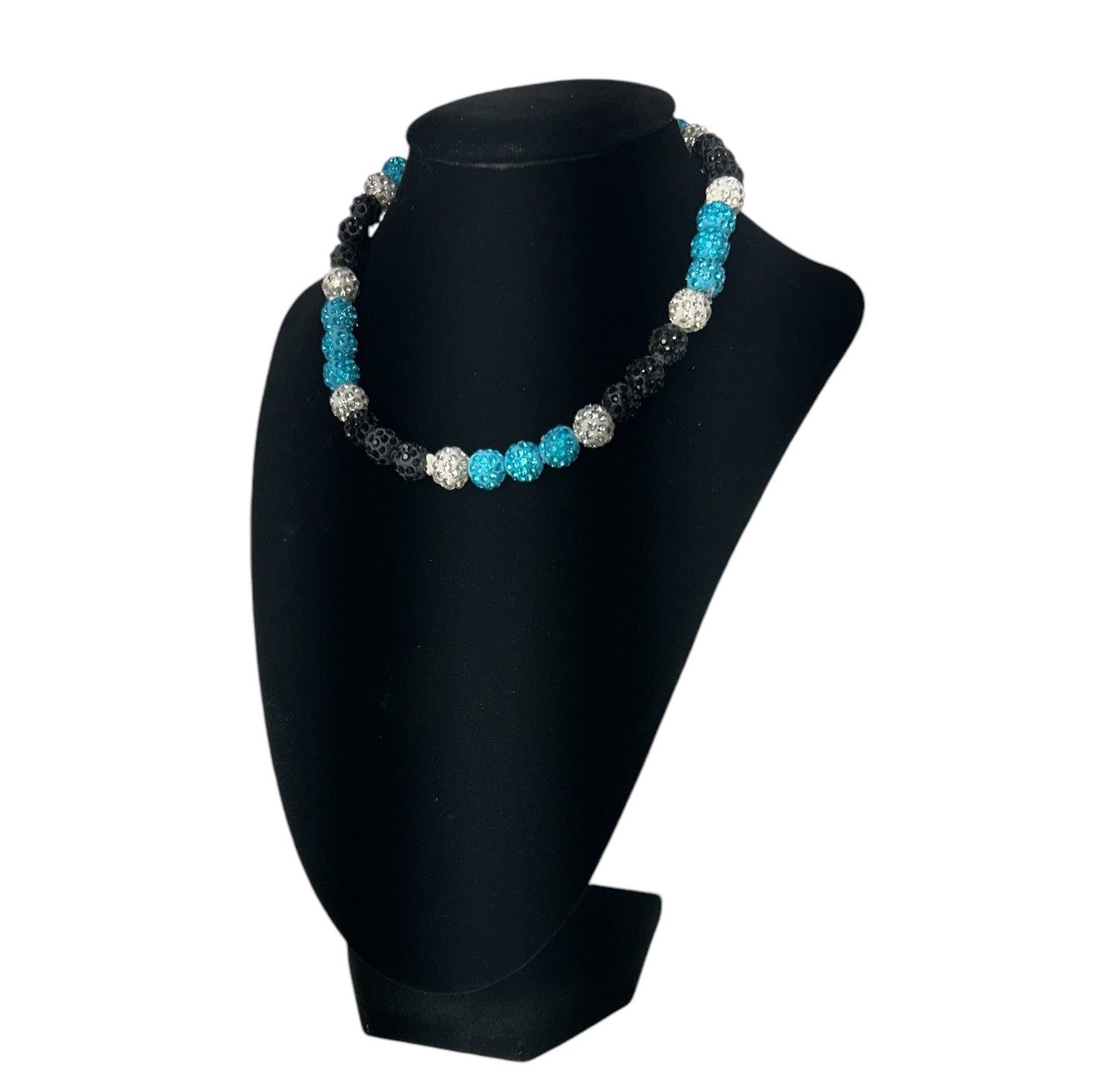 DRIPPY NECKLACES