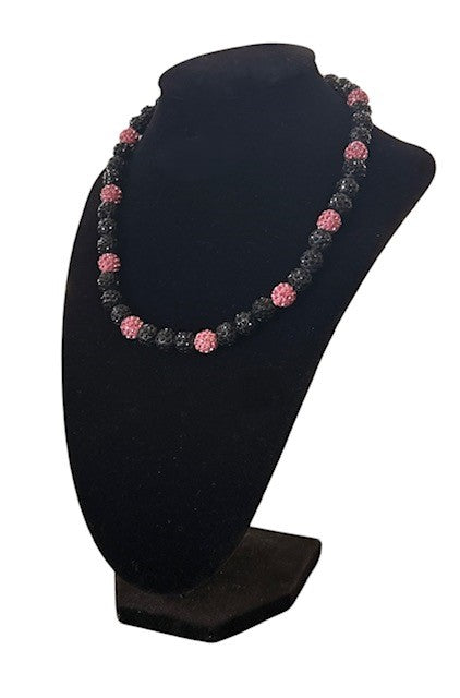 DRIPPY NECKLACES