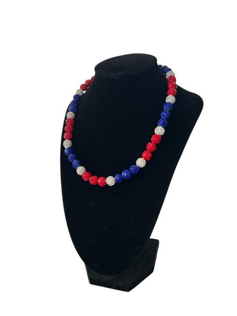 DRIPPY NECKLACES