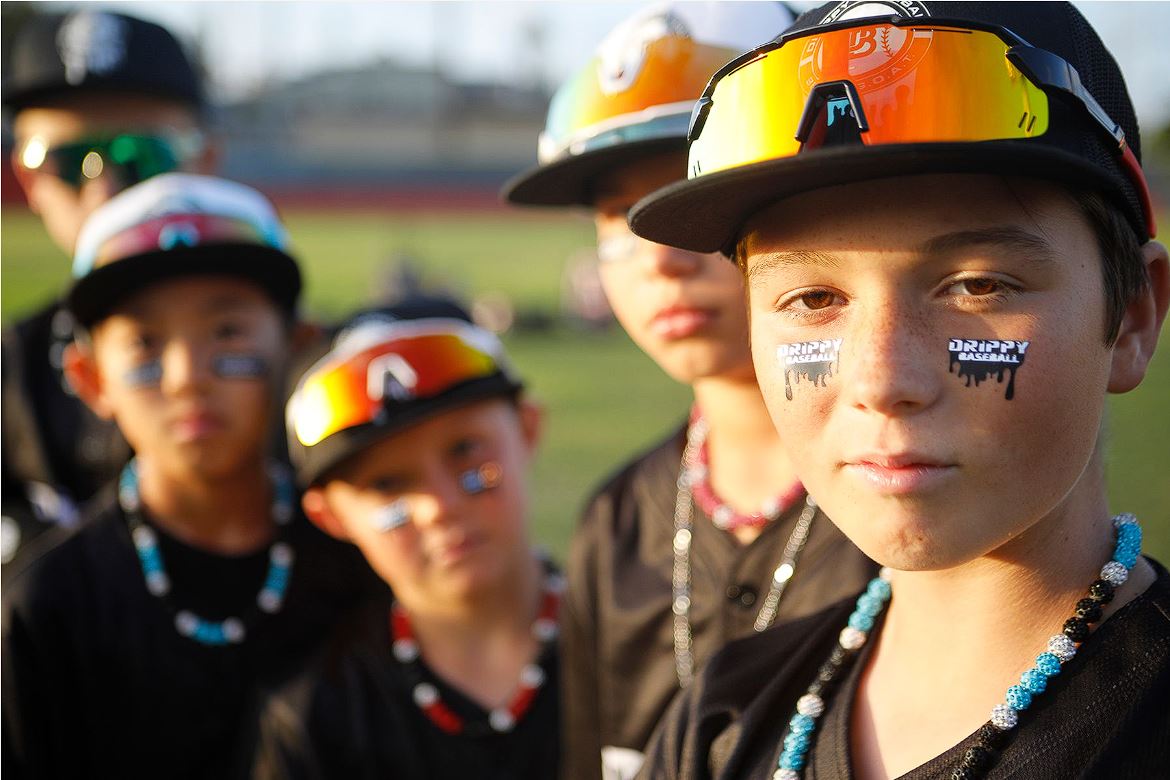 DRIPPY EYEBLACK