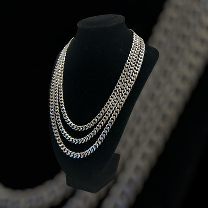 CUBAN LINK CHAINS